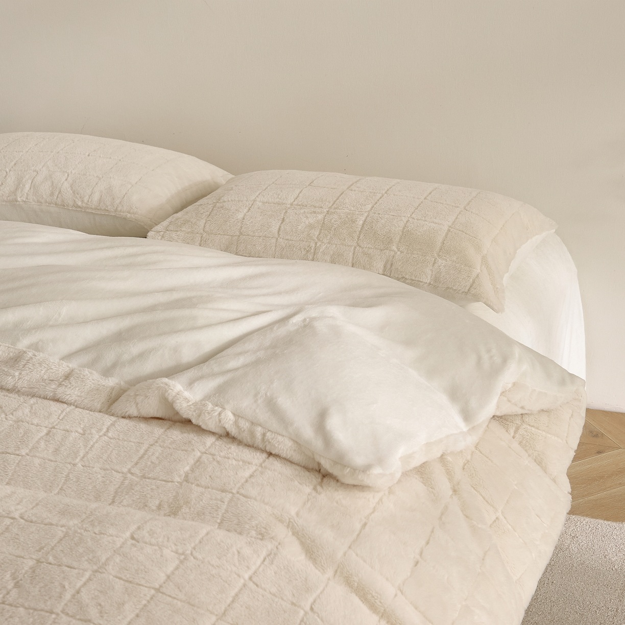 Set Selimut Bulu Kelinci Palsu & Beludru Susu Kotak-kotak – Set Tempat Tidur 3 Potong Jacquard Lembut